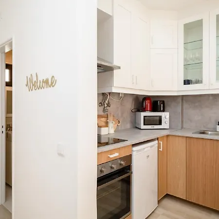 Wow Flat, 200m To Sea & 10 Min To Downtown Apartment