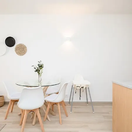 Wow Flat, 200m To Sea & 10 Min To Downtown Lägenhet *
