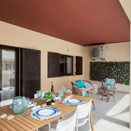 Wow Flat, 200m To Sea & 10 Min To Downtown Apartment *